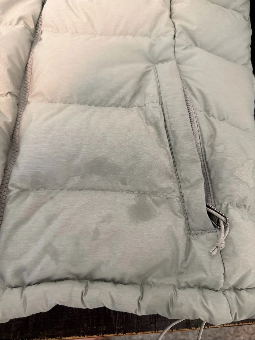 The North Face light gray puffer vest Medium down filled‎ blend winter outdoors